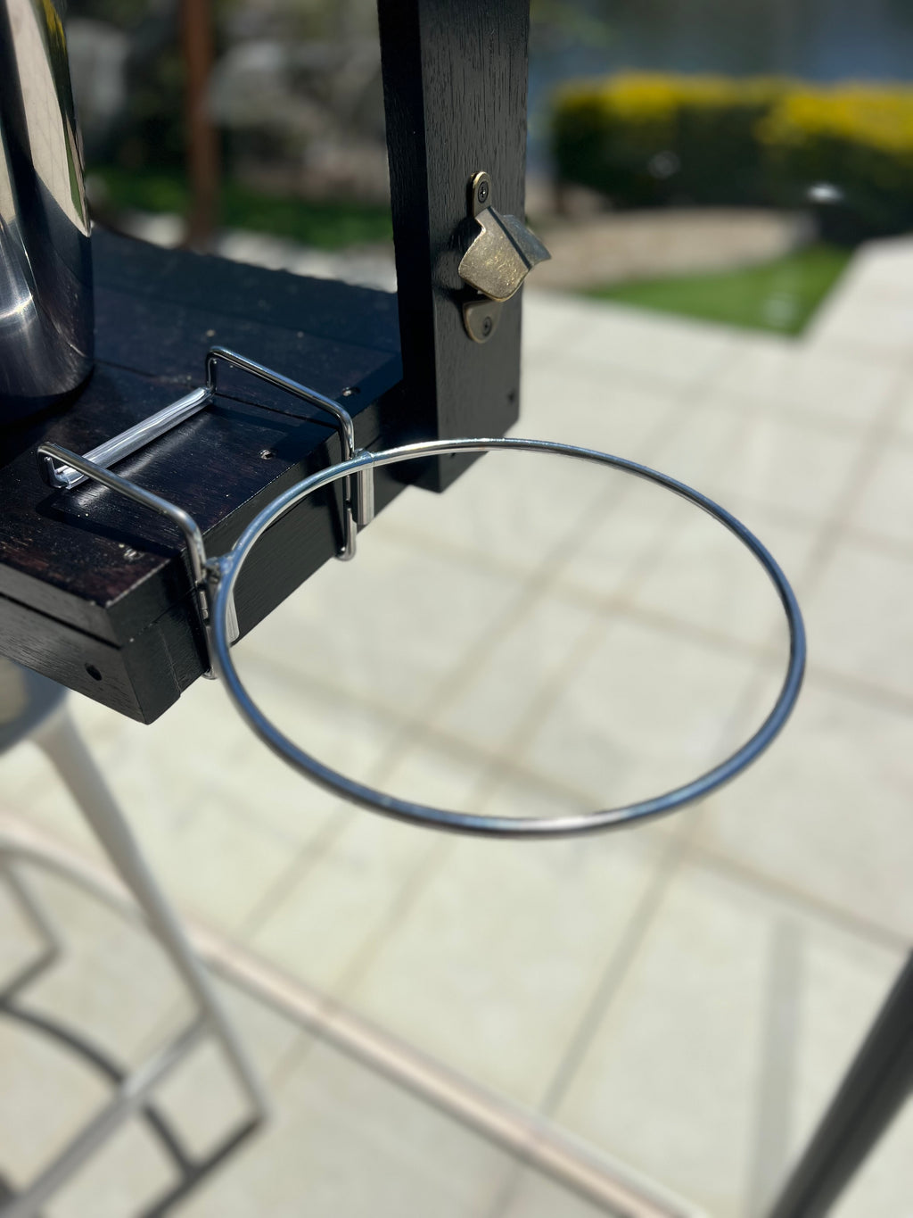 Ice Bucket holder mounted on bar and table