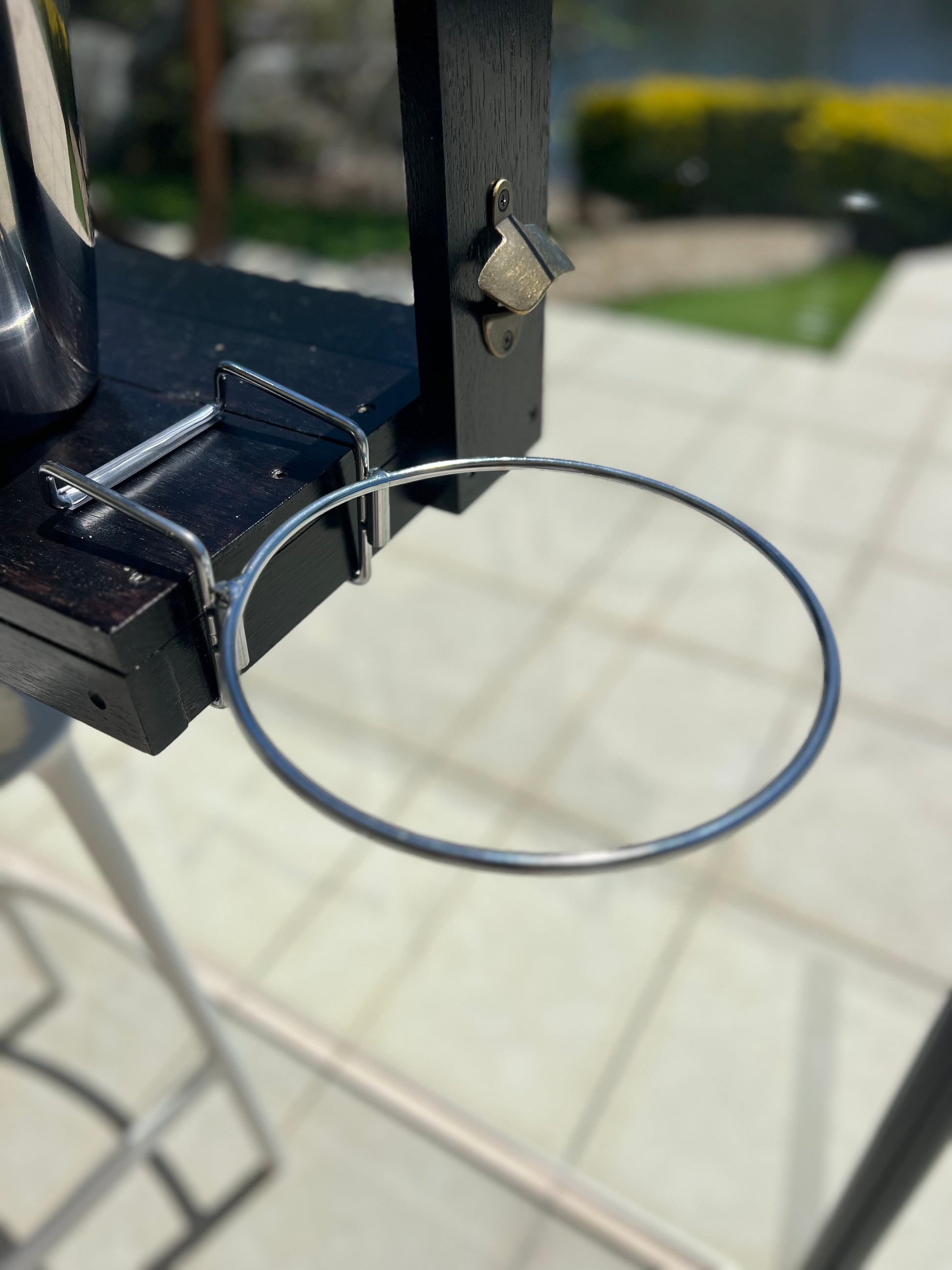 Ice Bucket holder mounted on bar and table